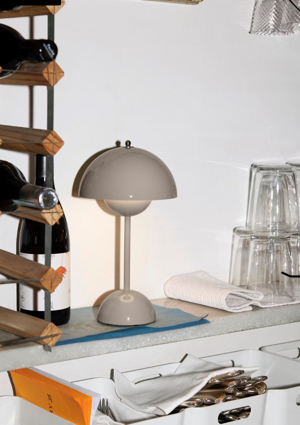 Flowerbud  – Ikonisk bärbar designlampa