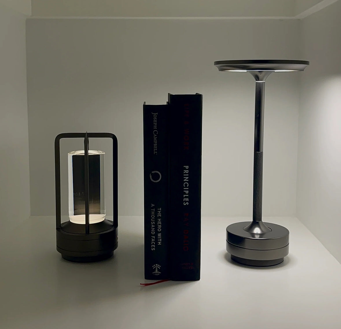 Bordslampa Steal LED - Portabel