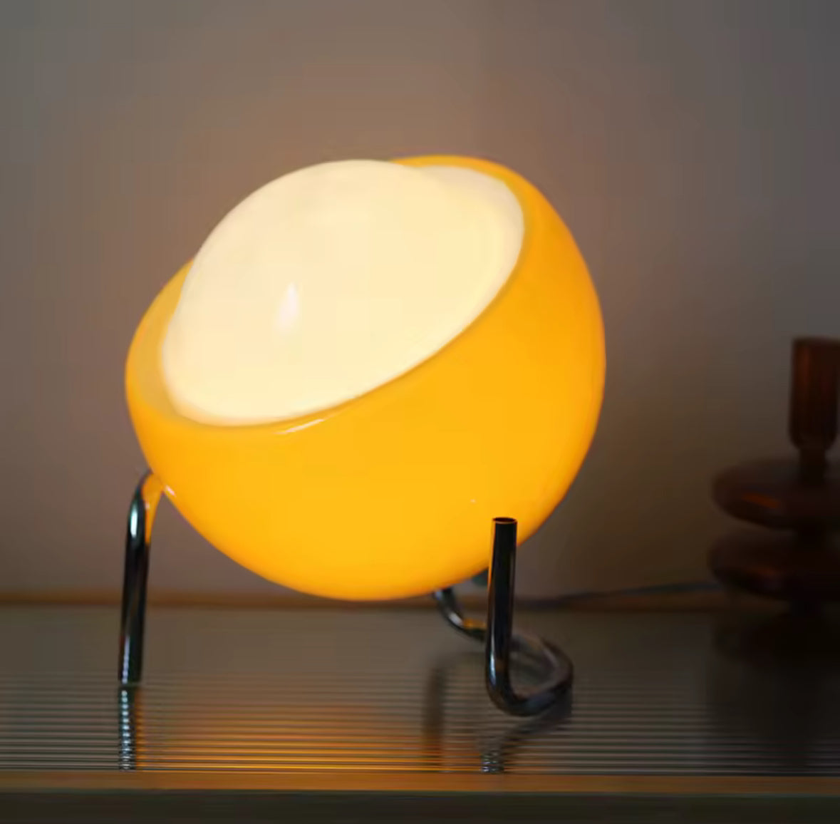Medieval Bauhaus Bordslampa