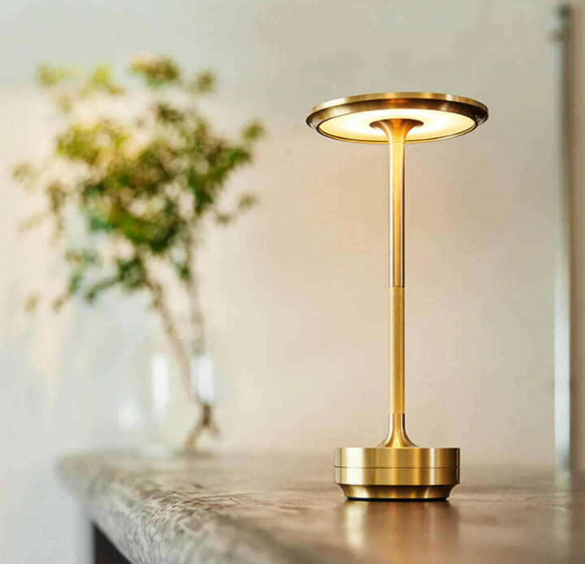 Bordslampa Steal LED - Portabel