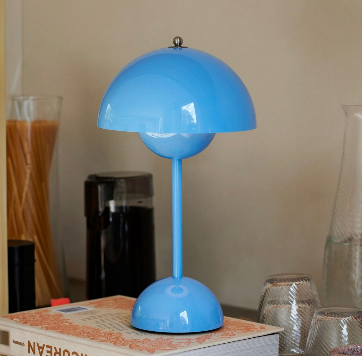 Flowerbud  – Ikonisk bärbar designlampa