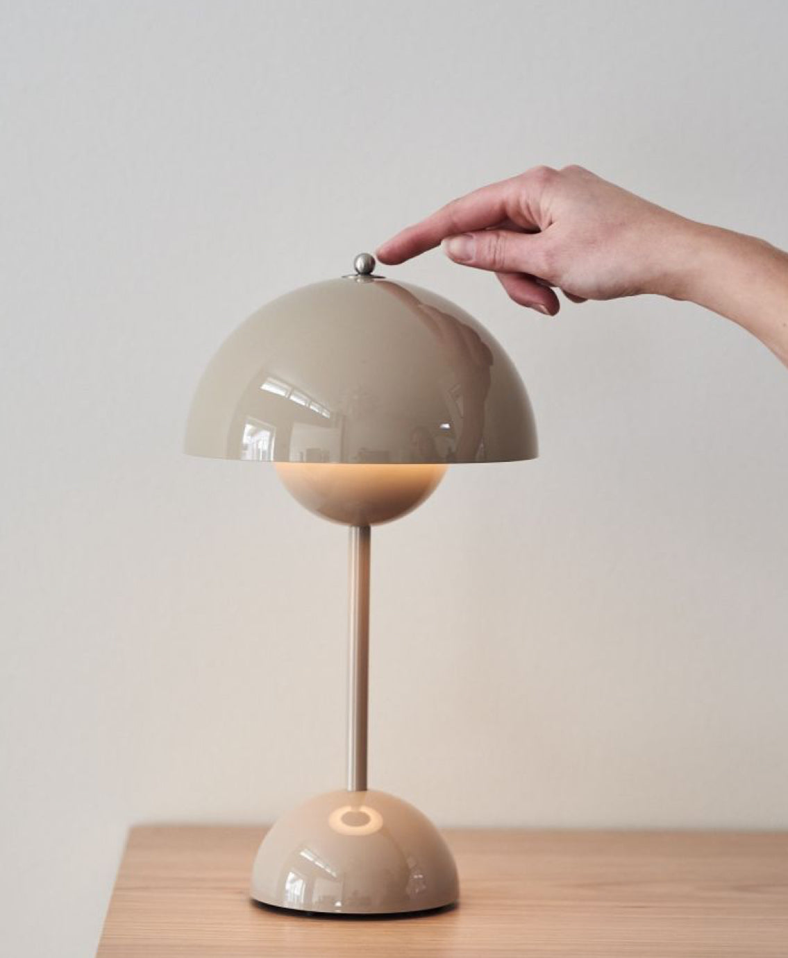 Flowerbud  – Ikonisk bärbar designlampa