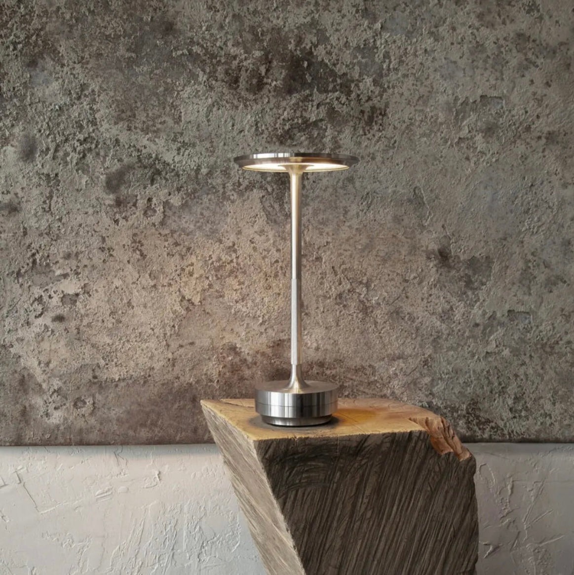 Bordslampa Steal LED - Portabel