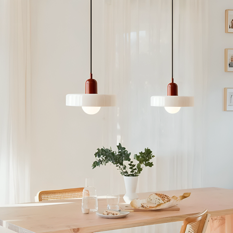 Bauhaus inspirerad taklampa i glas